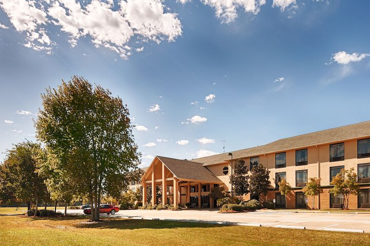 Best Western Inn At Coushatta - thumb 1