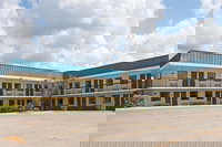 Days Inn by Wyndham Central San Antonio NW Medical Center