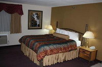 Saratoga Inn  Suites