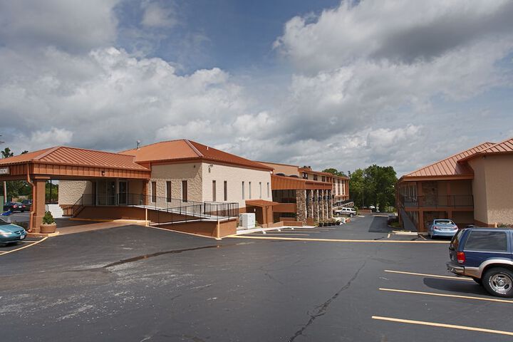 Best Western Center Pointe Inn - thumb 3