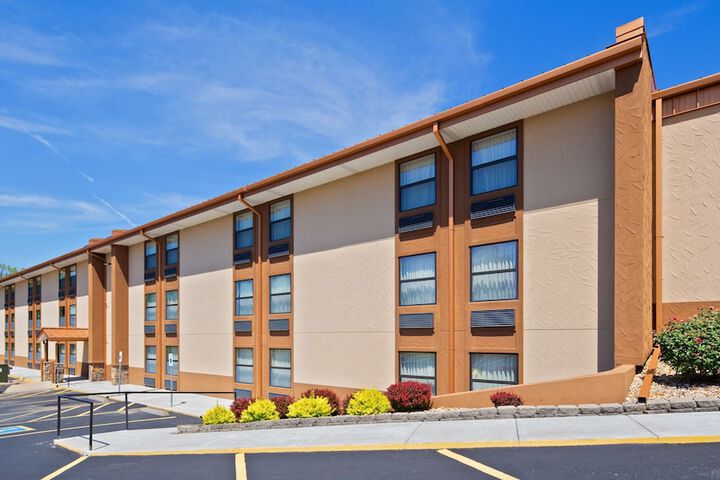 Best Western Center Pointe Inn - thumb 7