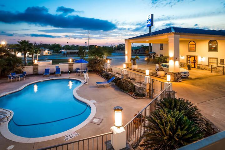 Best Western George West Executive Inn - thumb 3