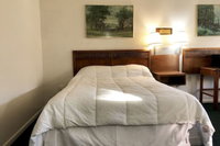 Hotel Coxsackie I 87 North