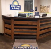 Days Inn  Suites by Wyndham Williston - Tourism Bookings