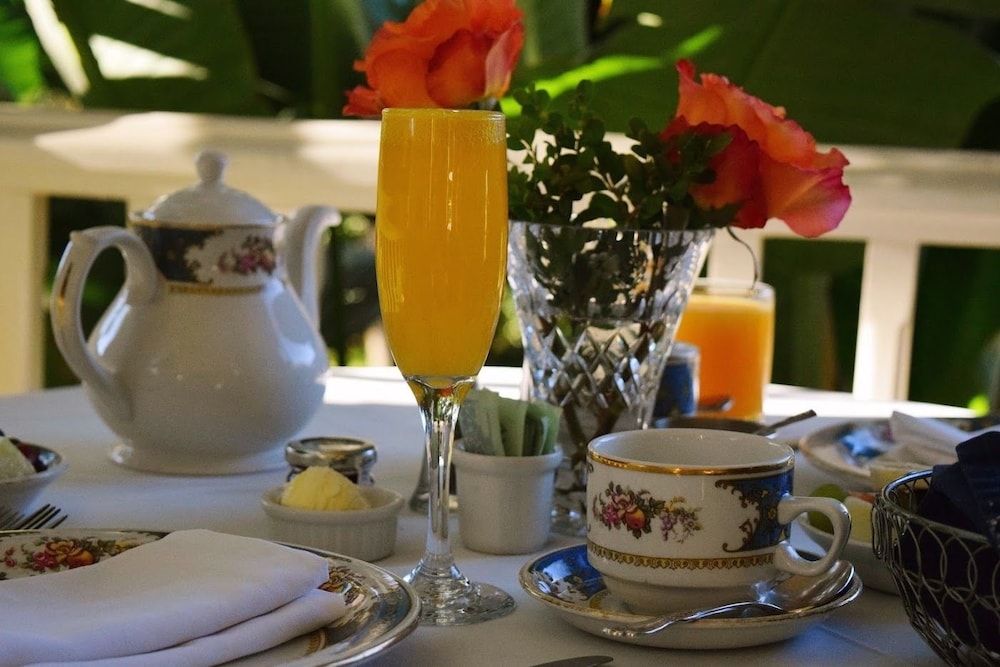 Simpson House Inn - thumb 1