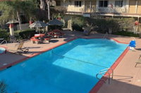 California Suites Hotel