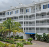 Olde Marco Island Inn and Suites - China Accommodation