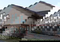 C'mon Inn Hotel  Suites