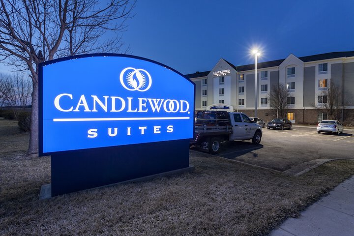 Candlewood Suites Lincoln, An IHG Hotel - thumb 2