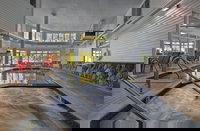 Cherry Tree Inn  Suites