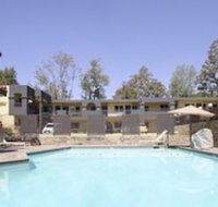 GreenTree Pasadena Inn - Tourism Bookings