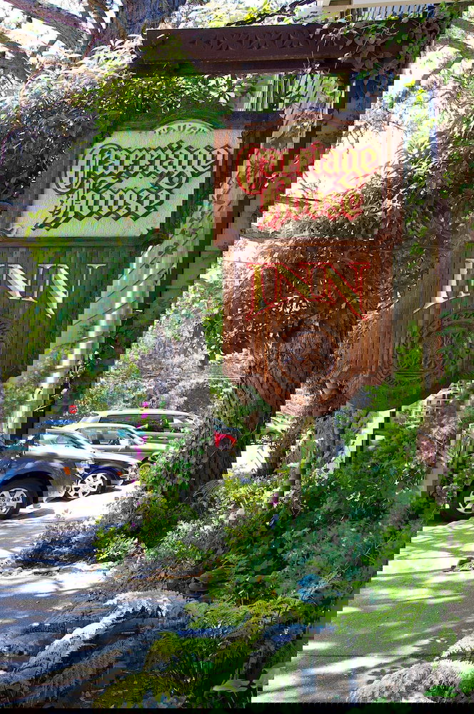 Carriage House Inn - thumb 2