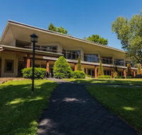 Winwood Inn  Condominiums - Tourism Bookings