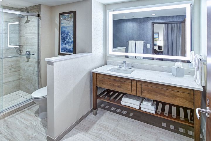 Mystic Lake Casino Hotel - thumb 5