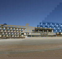 Makai Beach Lodge - USA Accommodation