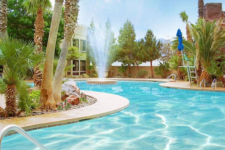 Whiskey Pete's Hotel & Casino - thumb 3