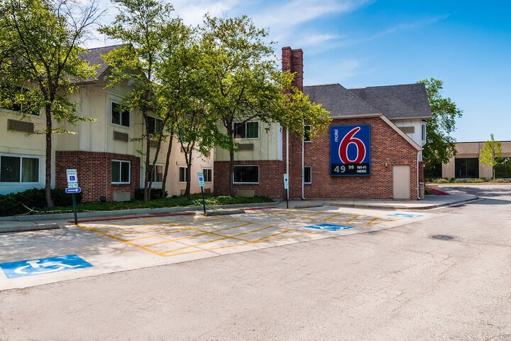Motel 6 Arlington Heights, IL - Chicago North Central - thumb 2