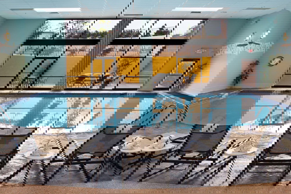 Crowne Plaza Cleveland Airport, An IHG Hotel - thumb 1