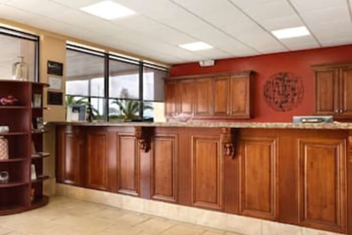 Ramada By Wyndham Lake Placid - thumb 6