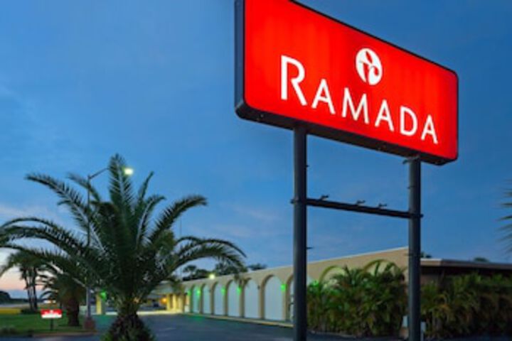 Ramada By Wyndham Lake Placid - thumb 0