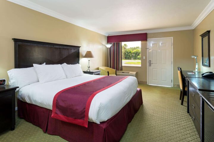 Ramada By Wyndham Lake Placid - thumb 7