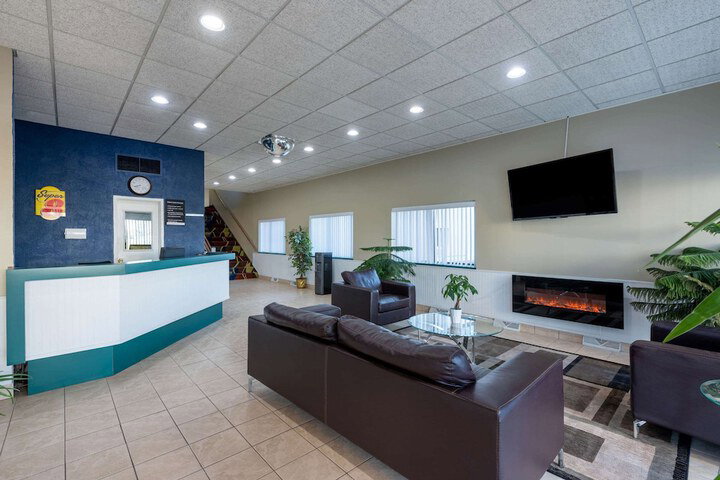 Super 8 By Wyndham Cleveland - thumb 3