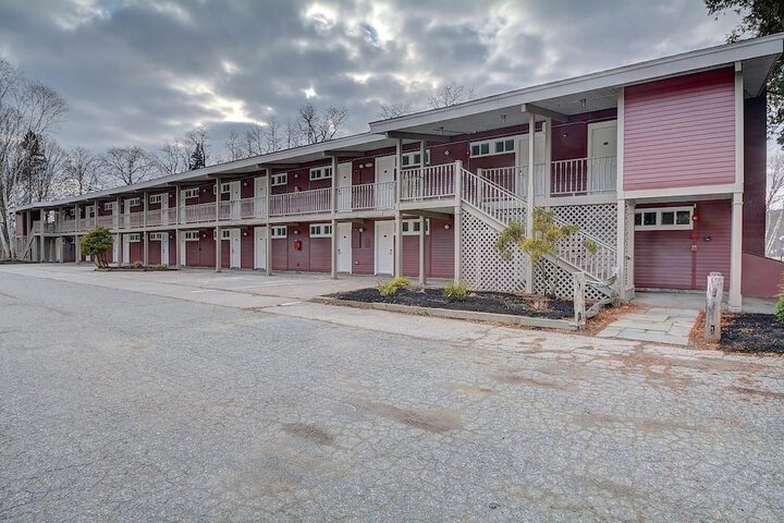 The Putney Inn - thumb 1