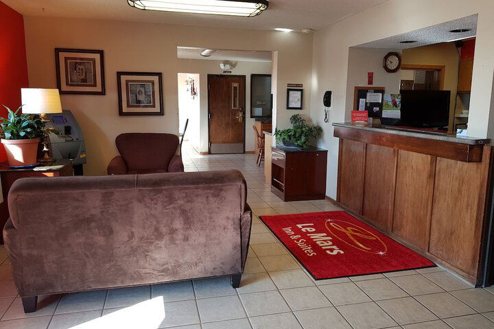 Le Mars Inn & Suites - thumb 7