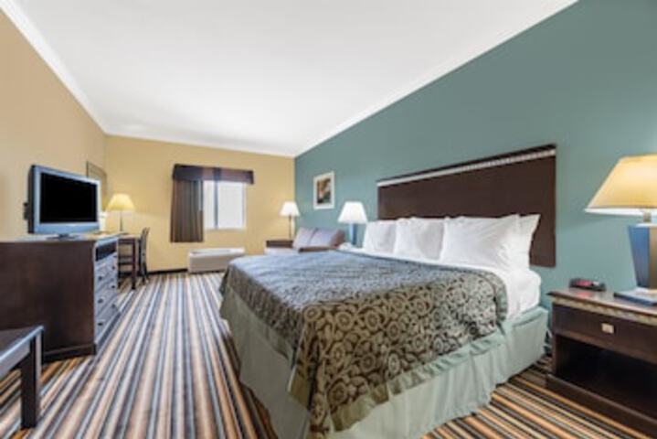 Days Inn By Wyndham Rockdale Texas - thumb 0