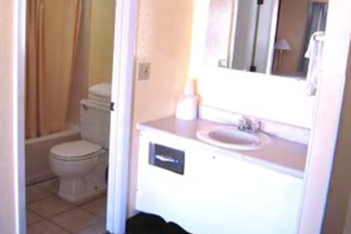 Hermann Motel - thumb 5