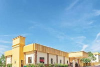 Days Inn  Suites by Wyndham Bartlesville