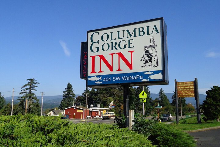 Columbia Gorge Inn - thumb 3
