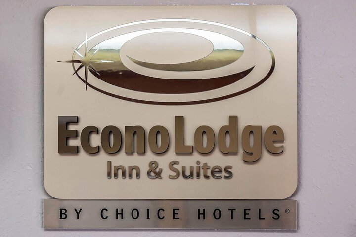 Econo Lodge Inn & Suites - thumb 6