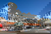 Glenmore Plaza Hotel