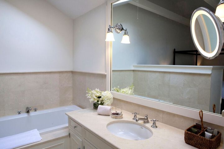 East Hampton Point - thumb 5