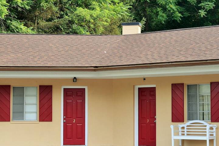 Holiday Motel - thumb 4