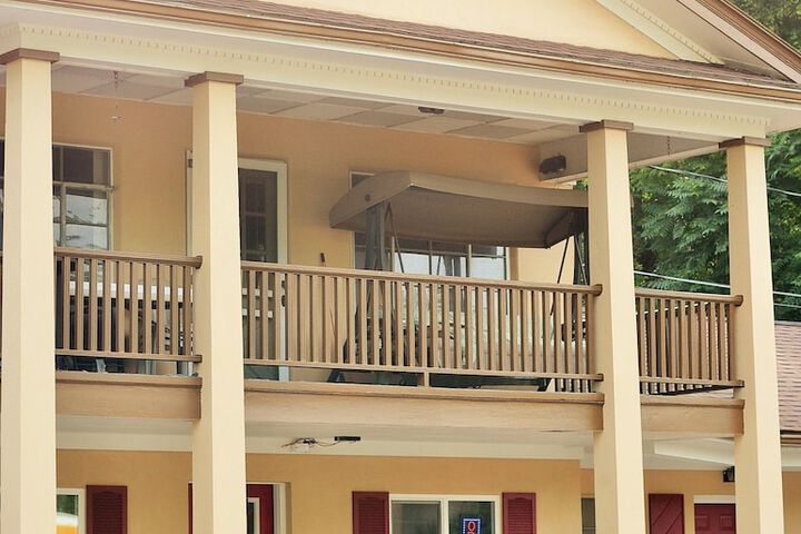 Holiday Motel - thumb 3