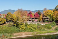 The Lodge at Riverside