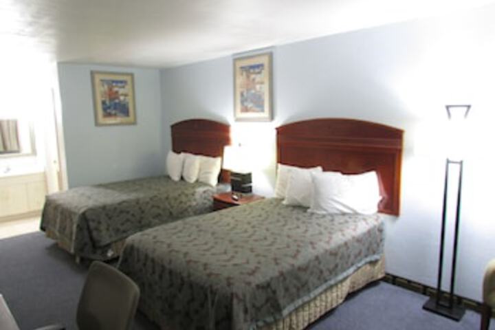 Parsons Inn - thumb 0