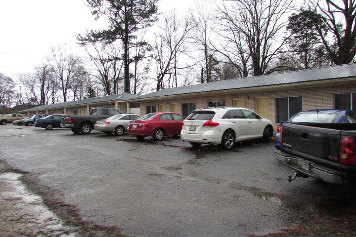 Parsons Inn - thumb 2