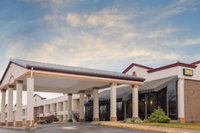 Red Roof Inn  Suites Mt Holly - McGuire AFB