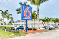 Motel 6 Venice FL