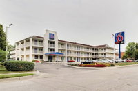Motel 6 Linthicum Heights MD - BWI Airport
