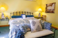 Coyote Blues Village Bed  Breakfast