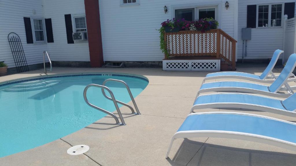 Holiday Guest House Bed & Breakfast - thumb 4