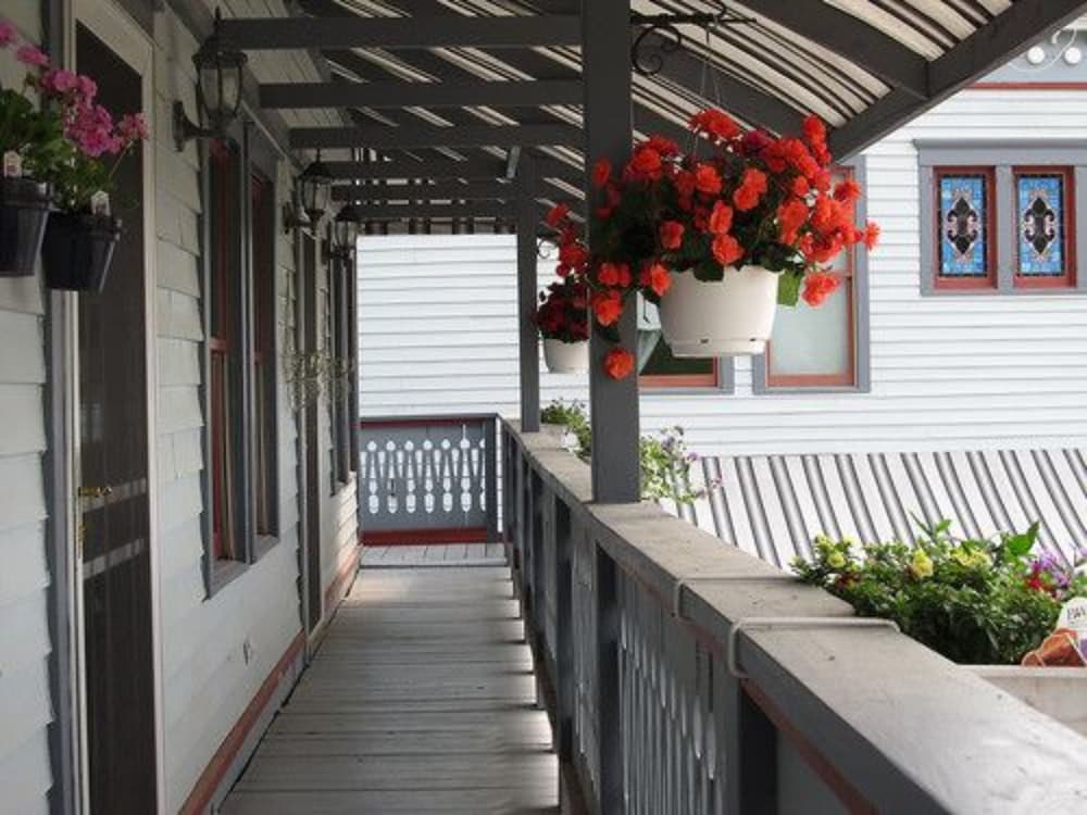 Mont Rest Inn - thumb 2