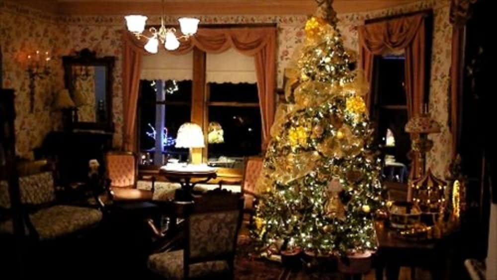 Mont Rest Inn - thumb 4