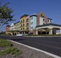 Mardi Gras Casino  Resort - China Accommodation