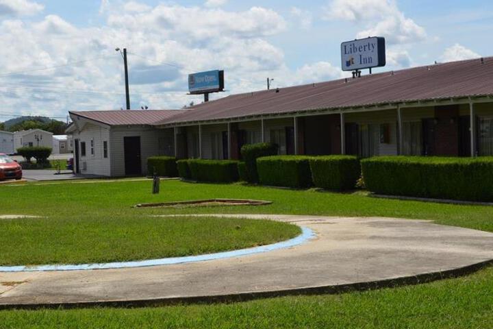 Liberty Inn Motel - thumb 5