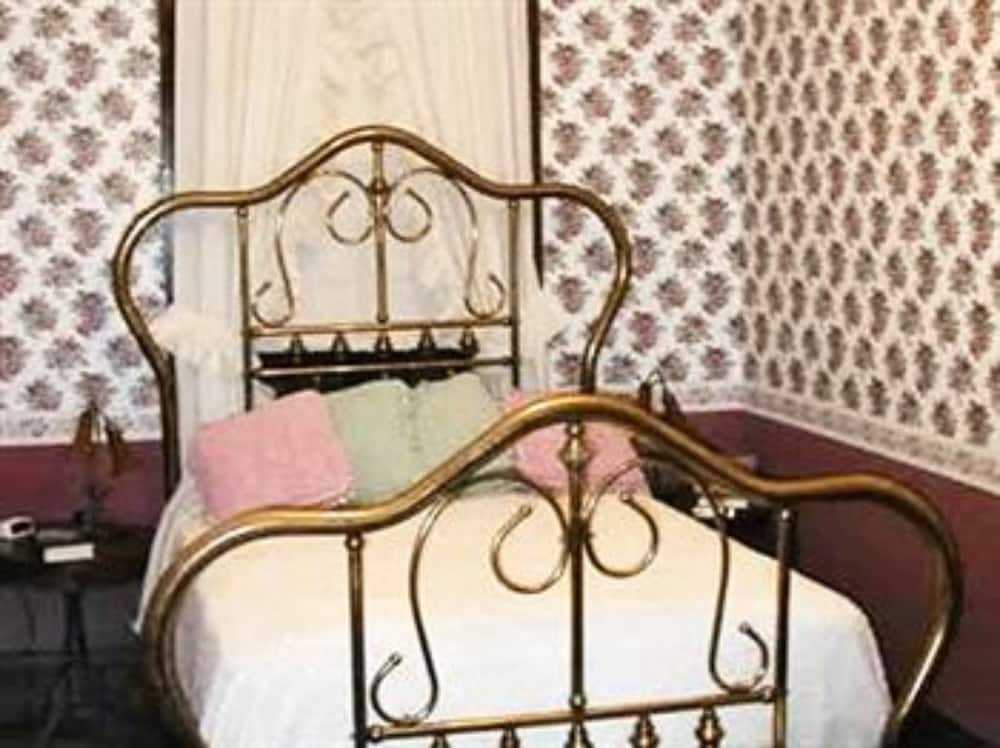 Herzog Mansion - thumb 5